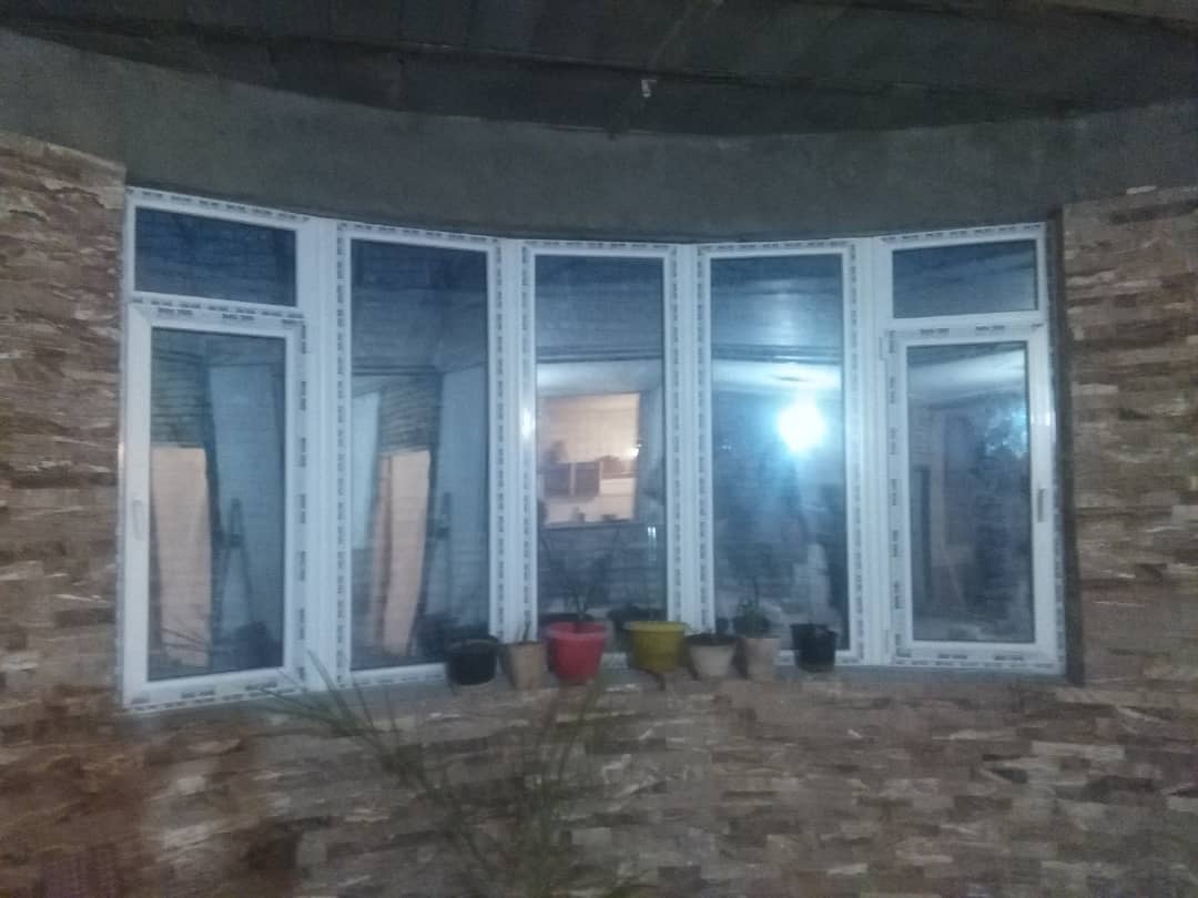 تعویض در و پنجره قدیم به جدید